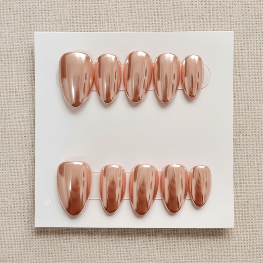 Lychee Cotta Press On Nails Flat Lay – Rose Gold Aurora Short Almond | MOONLEE
